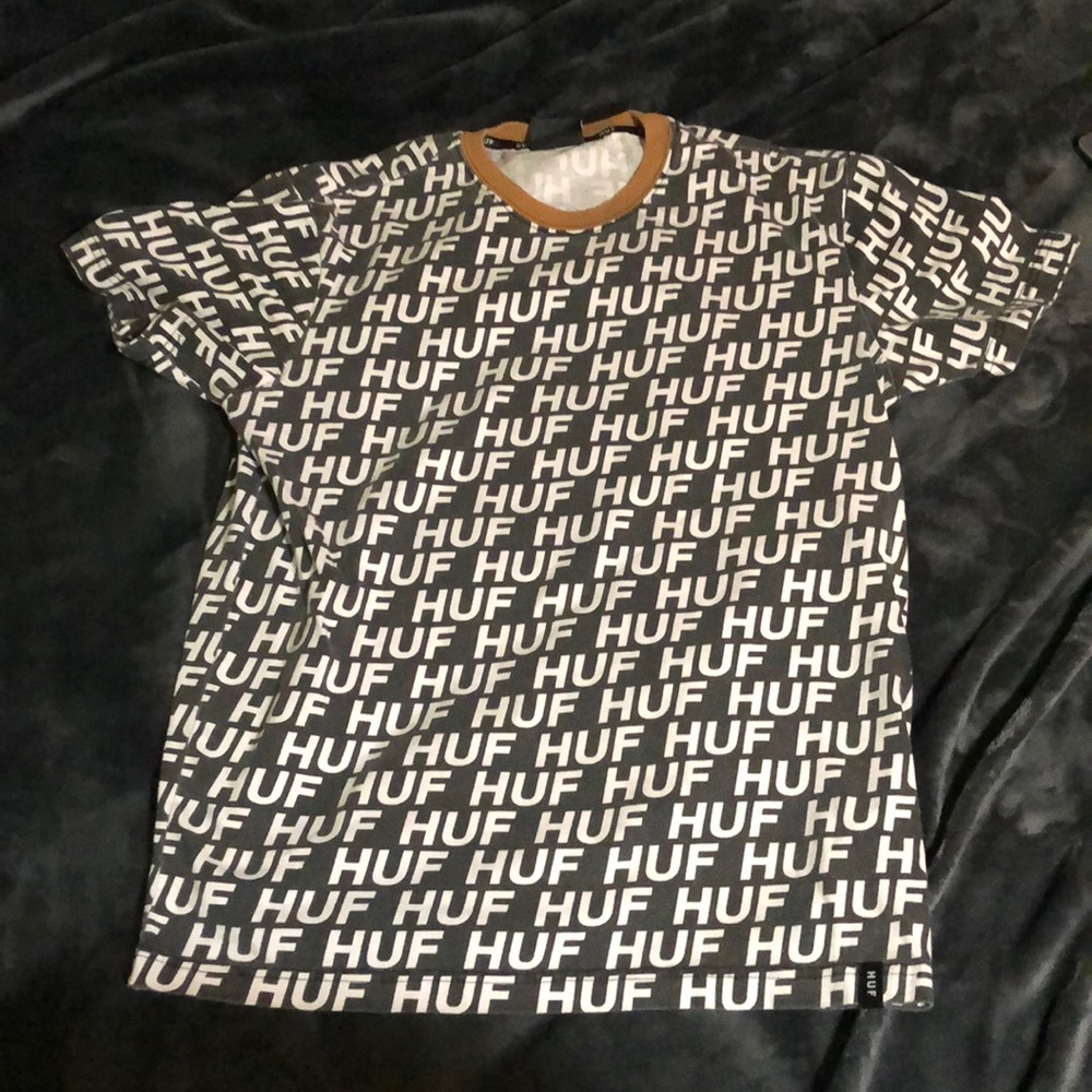 HUF T shirt